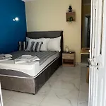 Corner Appartamento Peraía