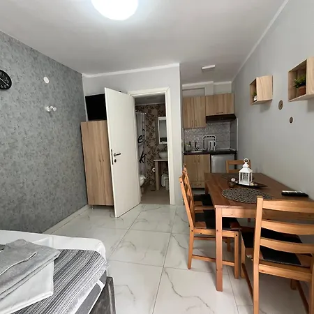 Διαμέρισμα Corner *