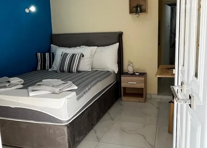 Corner شقة Peraía